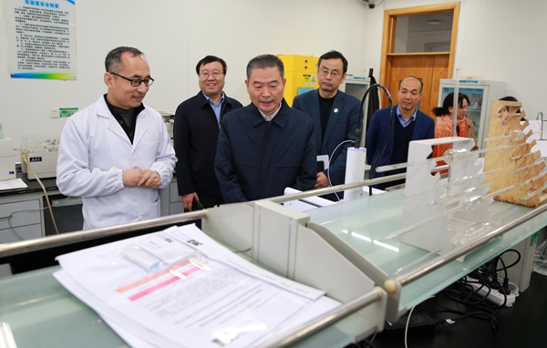 李兴旺：总结模式 推进学校团队建设不断创新