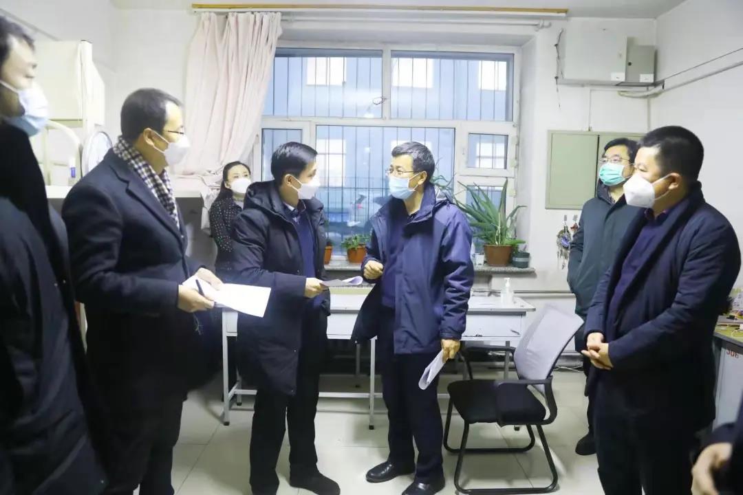 校长孙立军深入江南校区检查疫情防控和重点工作推进落实情况