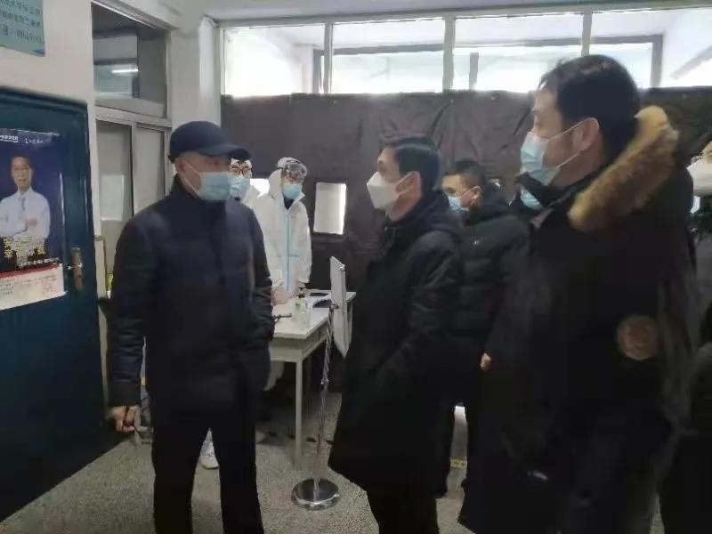 校领导深入江南校区督查疫情防控工作