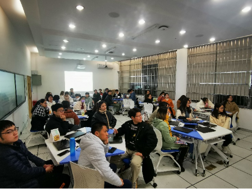 人工智能法学院举办“智享有法”大学生成长互动沙龙第一期：助力青春“研”途