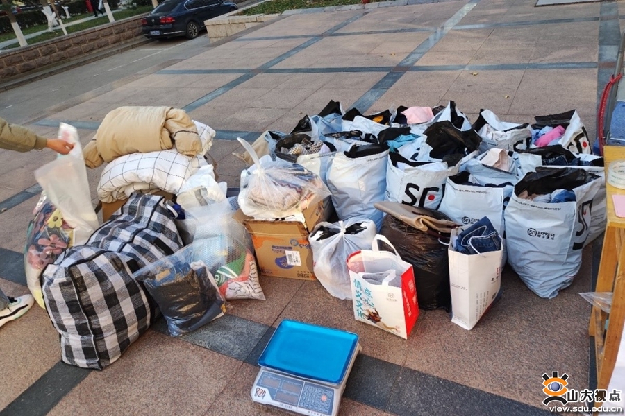 ​［材料］开展旧衣回收捐赠活动