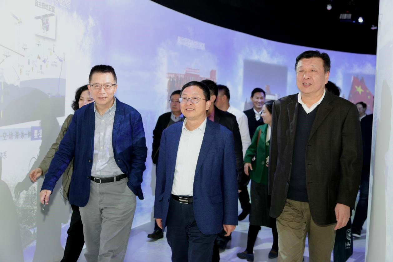 高松校长调研南方海洋实验室和海洋科学考察中心