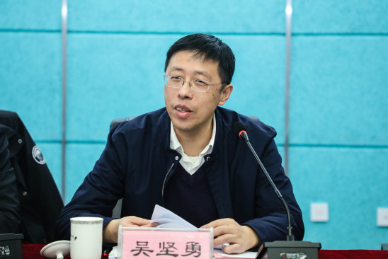学校召开2021年思想政治工作委员会全体会议