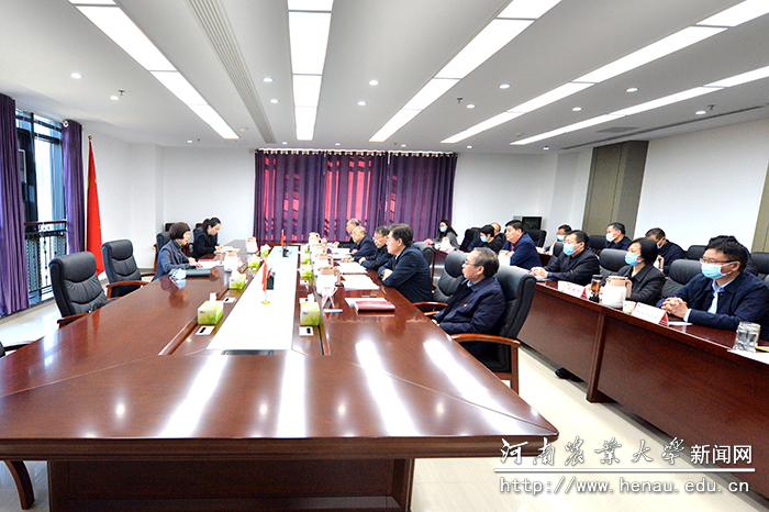 省高校纪工委来校检查指导全面从严治党“两个责任”落实情况