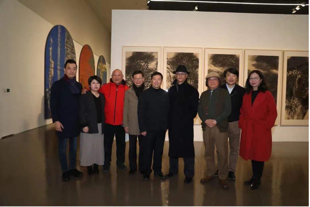 “2021无问西东邀请展”暨“新文科背景下美术教育的未来”学术研讨会举行