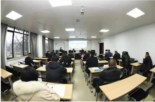 鲁喀企业家和经济管理干部创新经营管理专题培训班开班典礼顺利举