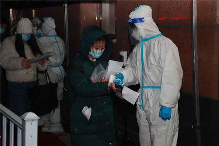 我校多举措暖心护考