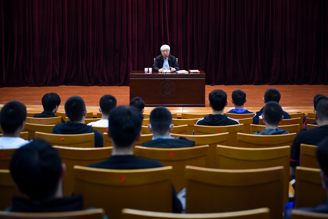 “学科+课程+实践” ——统计与数据科学学院探索新时代育人之道