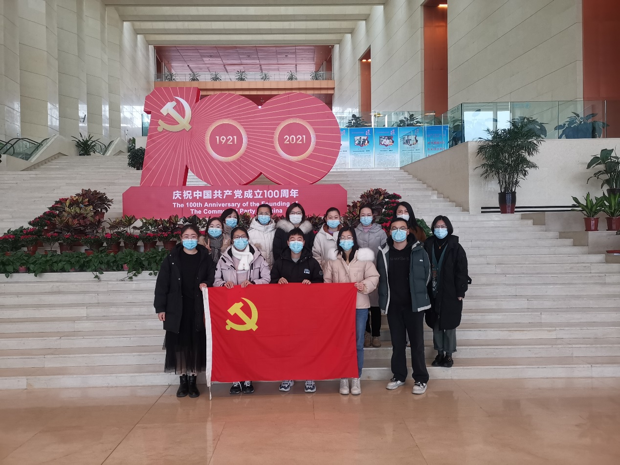 保密管理党支部与综合服务中心第三党支部参观“红色记忆——天津革命文物展”