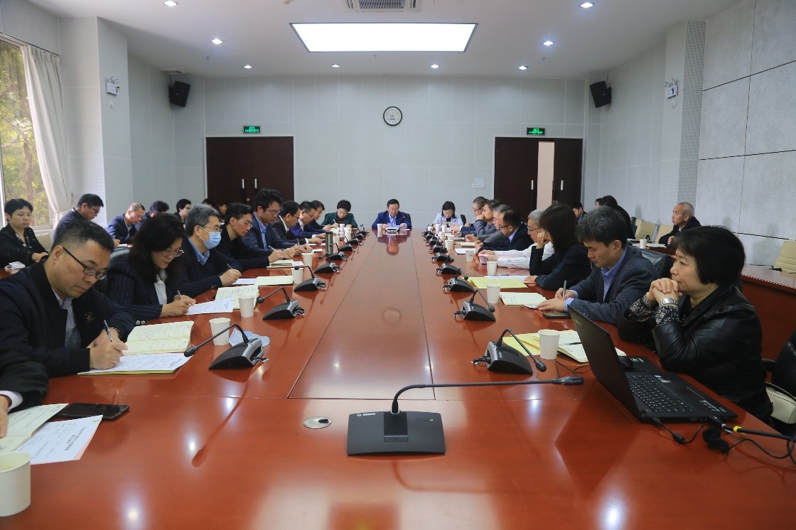 高松校长与2021年下半年新任职中层正职领导干部开展集体履新廉政谈话