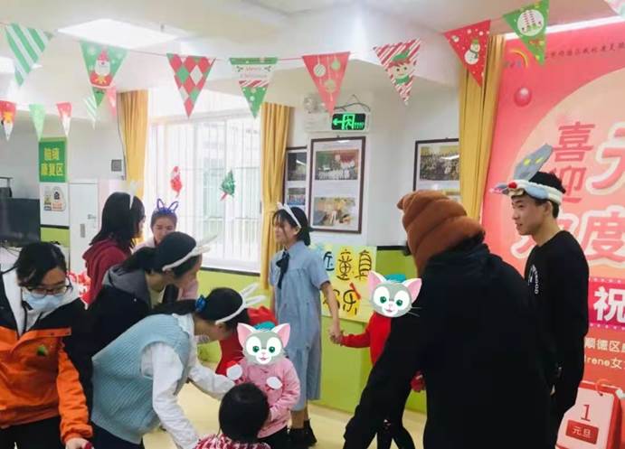中医药学院举办“走进童真，传播欢乐”联谊活动