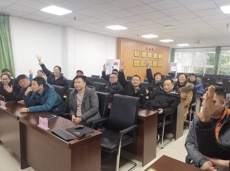 资产与后勤党总支组织开展十九届六中全会《决议》知识竞赛活动