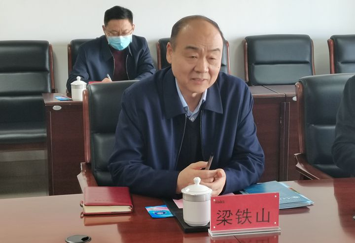 校长杨小林带队走访河南能源化工集团