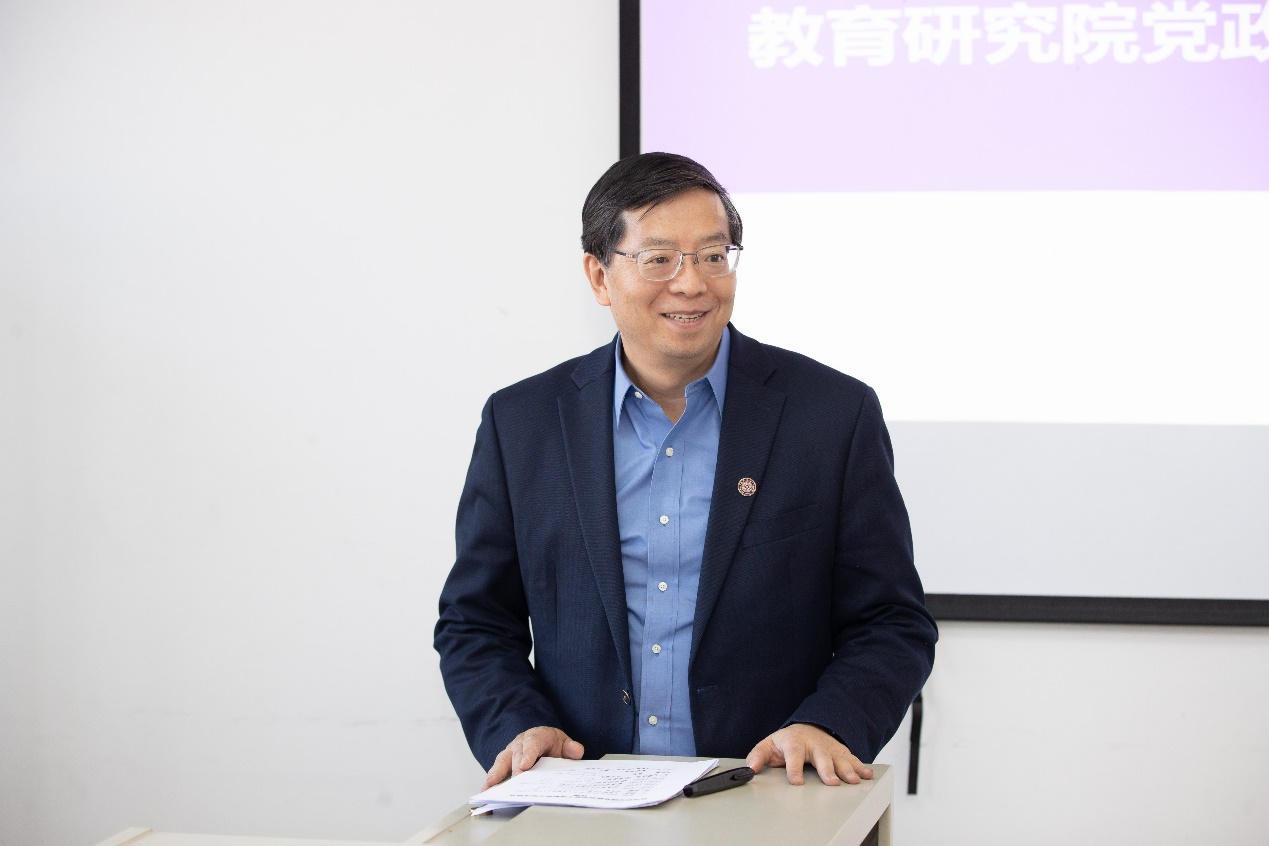 校长邱勇参加教研院2021年度党政领导班子和干部考核述职及民主测评会