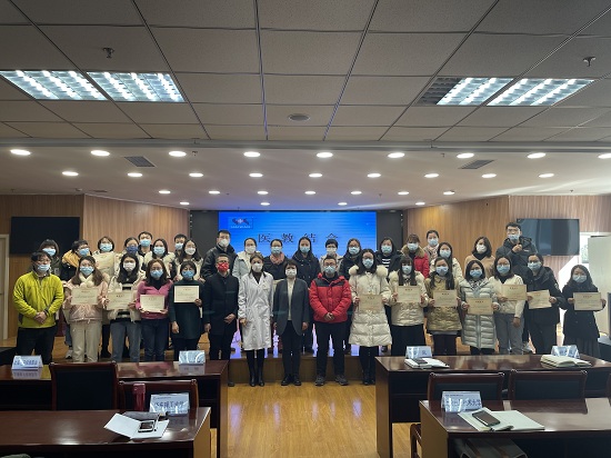 我校组织海湾高校咨询师到奉贤区精神卫生中心开展带教见习活动
