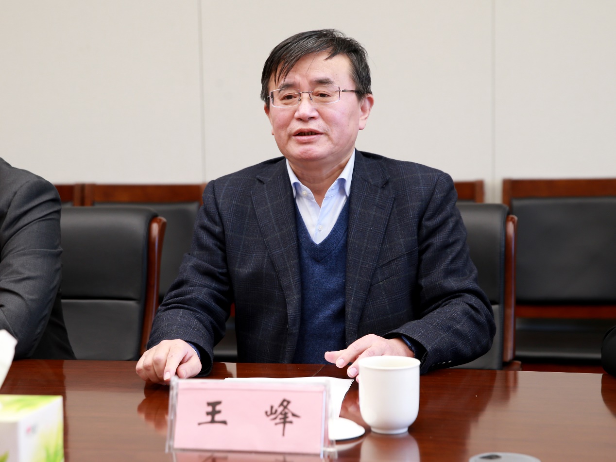 北京市公安局出入境管理局局长石晓刚一行来校调研