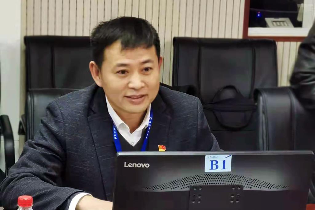 谢资清赴湖南航天医院看望慰问实习学生