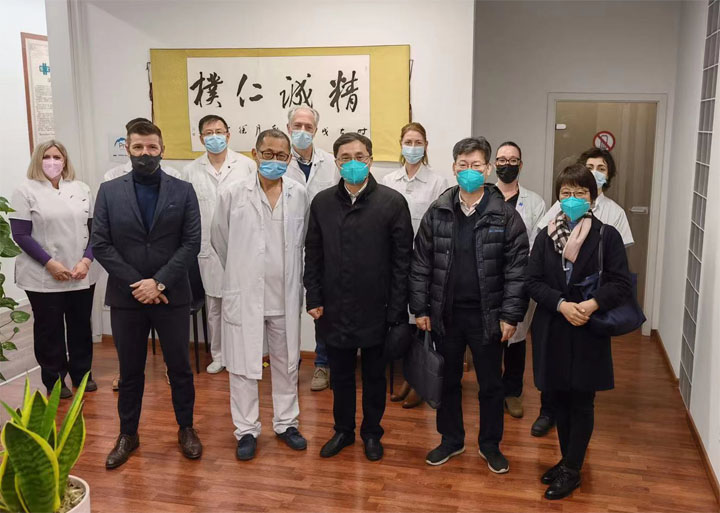 黄璐琦院士到我校“中国－瑞士中医药中心（日内瓦）”指导工作