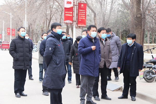 省教育考试院院长董学胜一行来我校检查指导疫情防控和春季开学准备工作