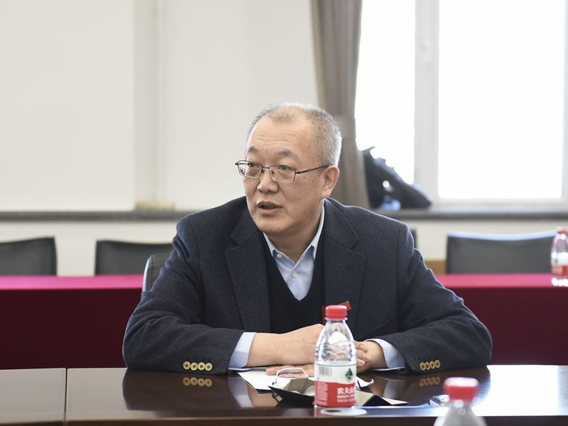 学校召开第四次党代会代表团召集人会议