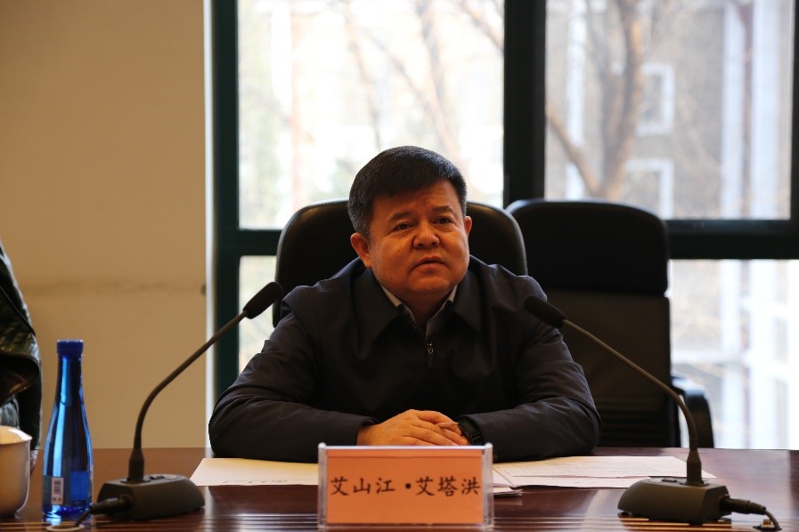 新疆维吾尔自治区党委组织部一行来我校调研交流