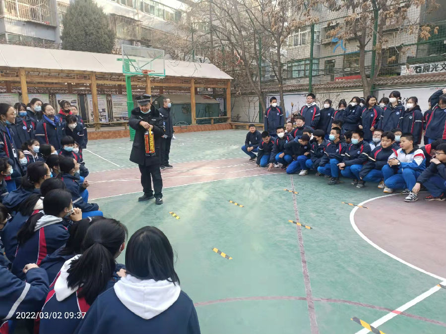 西北民族大学赴附属中学开展消防安全培训及演练