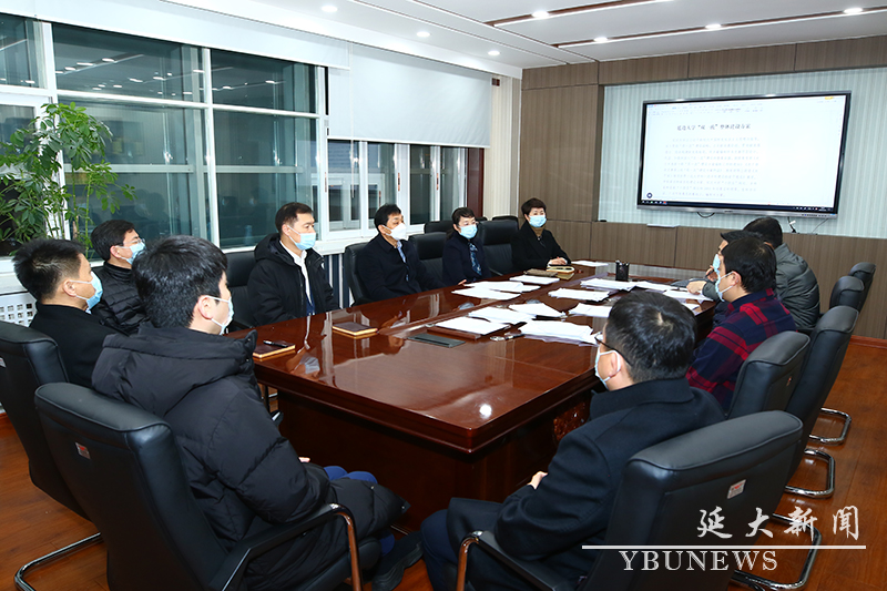 校党委书记梁仁哲一行检查指导疫情防控工作