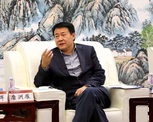 长清区委区政府来校调研交流