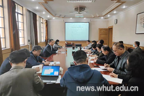 学校召开食品药品安全与信息化管理工作会议