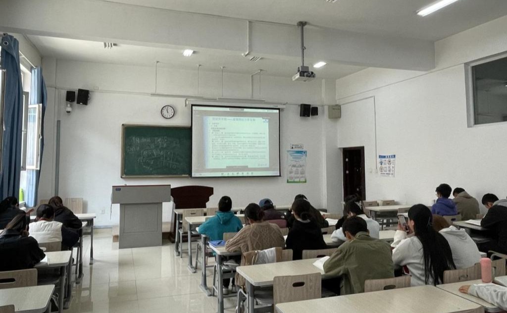天津大学法学院助力我校法学院开展《房地产法》云上授课对口支援服务