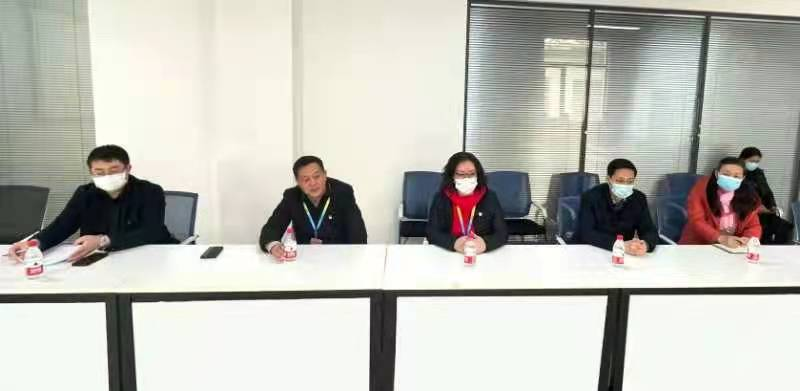 校领导深入江南校区检查指导学生疫情防控工作