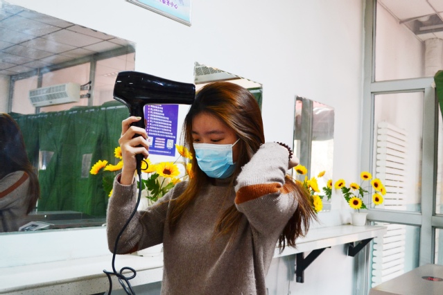 吹风机　微波炉　垃圾袋　创口贴……这些生活用品免费使用
