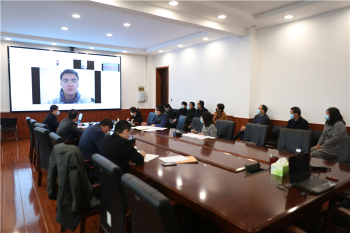 校领导一行现场检查指导我校硕士研究生招生复试工作