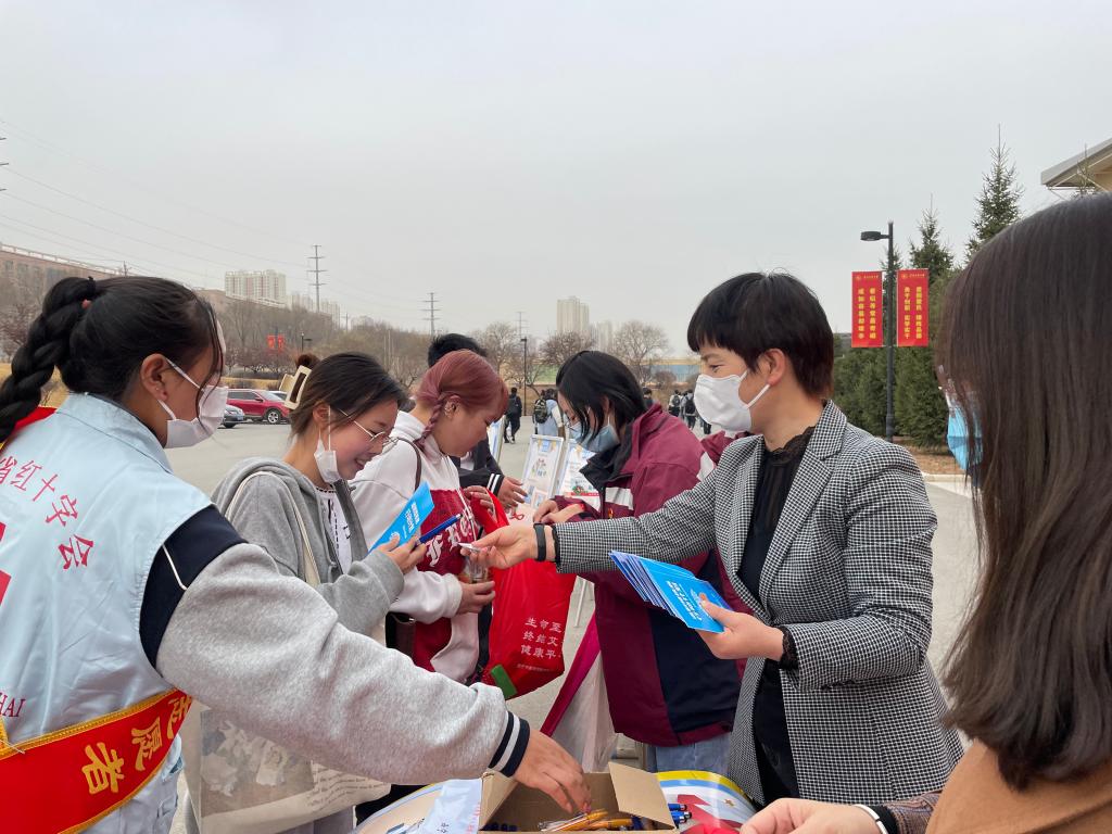 我校开展结核病主题宣传教育活动