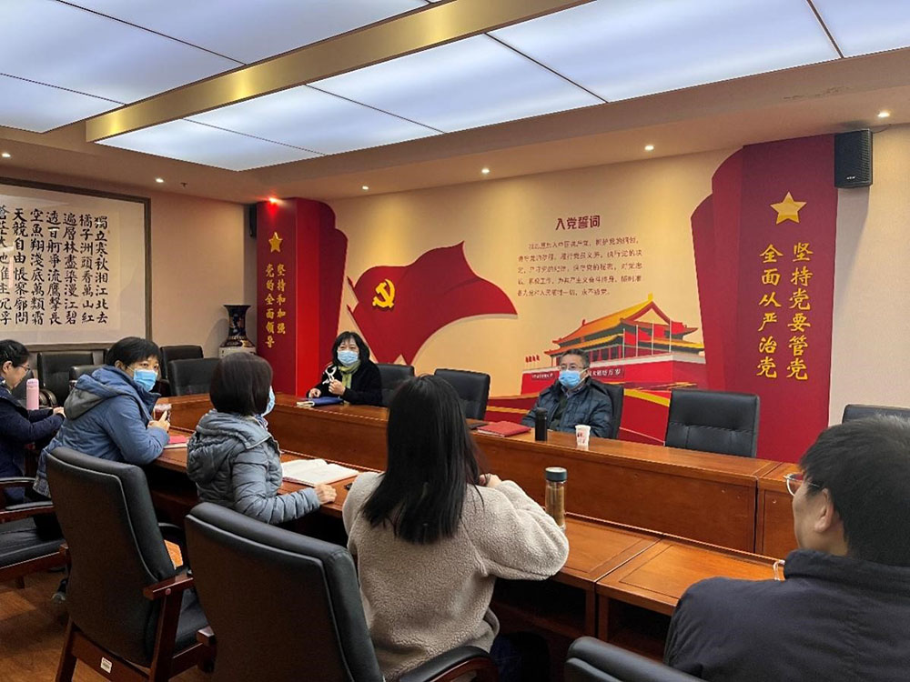 副校长王永贵到图书馆调研指导工作