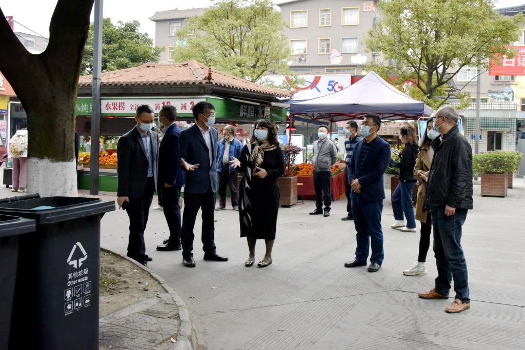 学校召开文明校园建设现场推进会