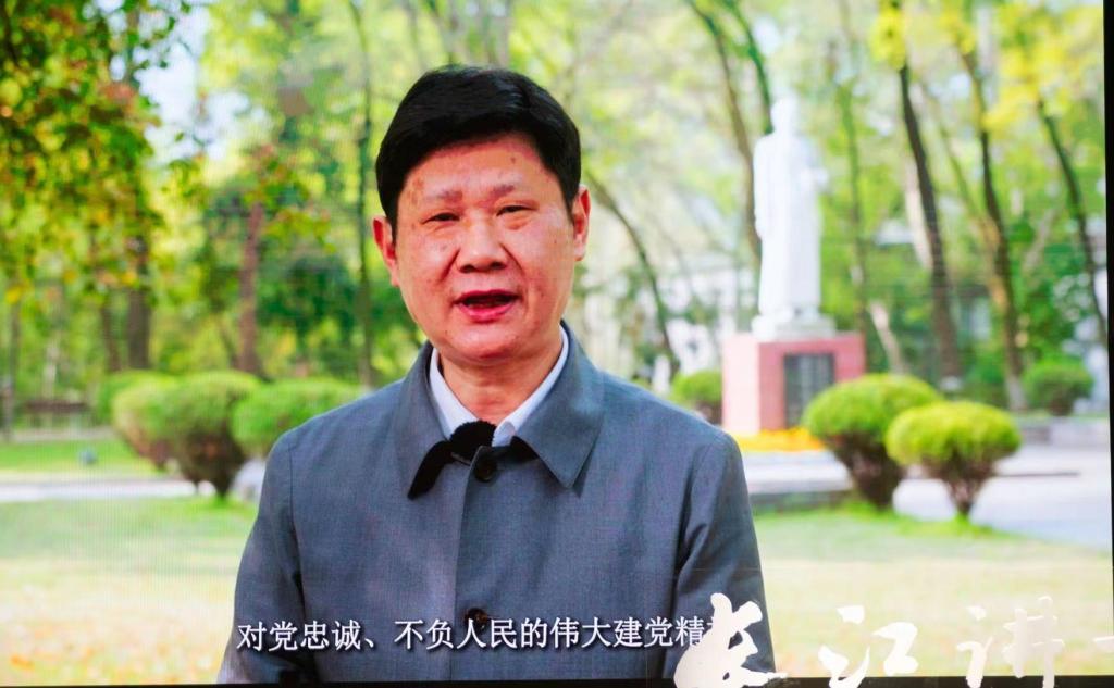 创新宣讲形式 我校师生走进《长江讲坛》 “云畅谈”革命先烈故事