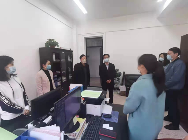 陈弘实地调研走访农学院