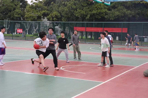 我校积极开展校园文体活动助力疫情防控工作