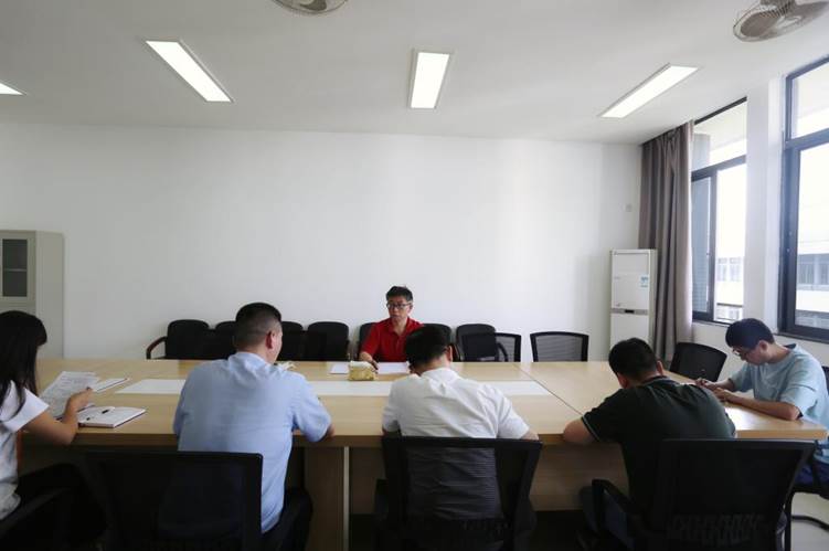 校领导深入人文艺术学院调研指导