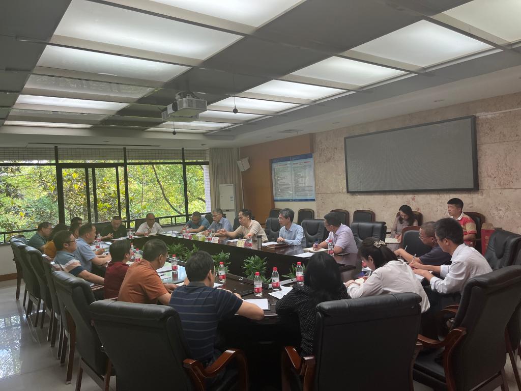 【访企拓岗专项行动】我校召开“访企拓岗专项行动”工作座谈会