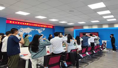 文法学院开展2022届毕业生党课活动