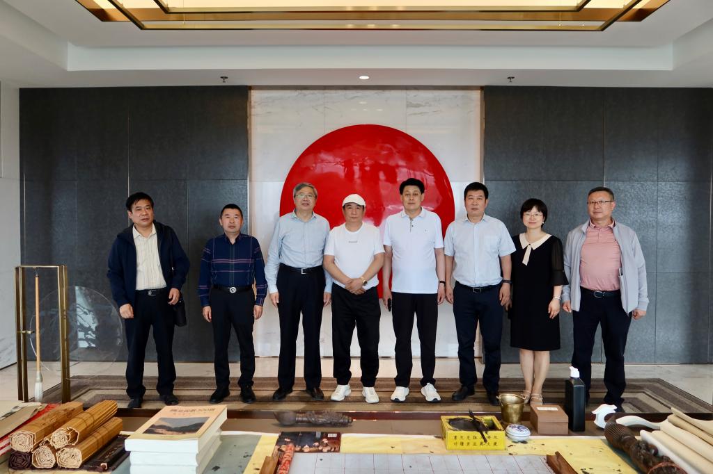 西安榆阳商会来校调研考察