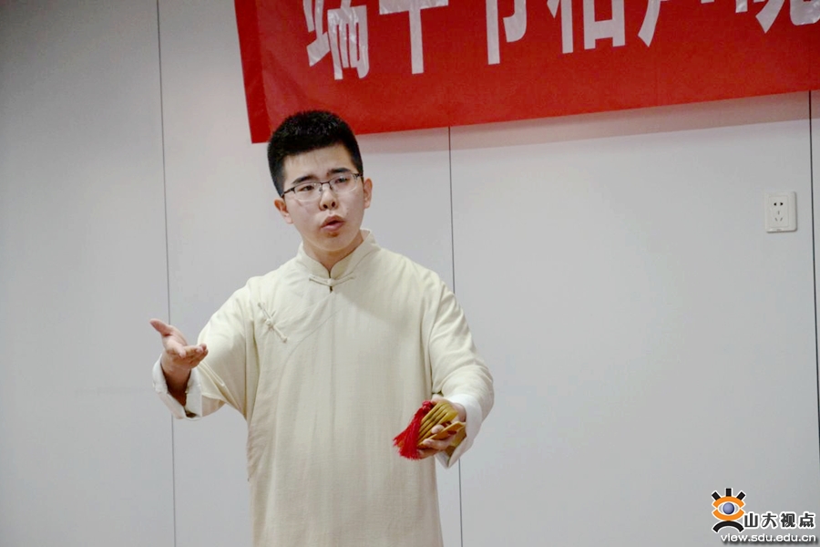 ［校园文化］山大曲艺团端午相声晚会暨毕业专场演出举行