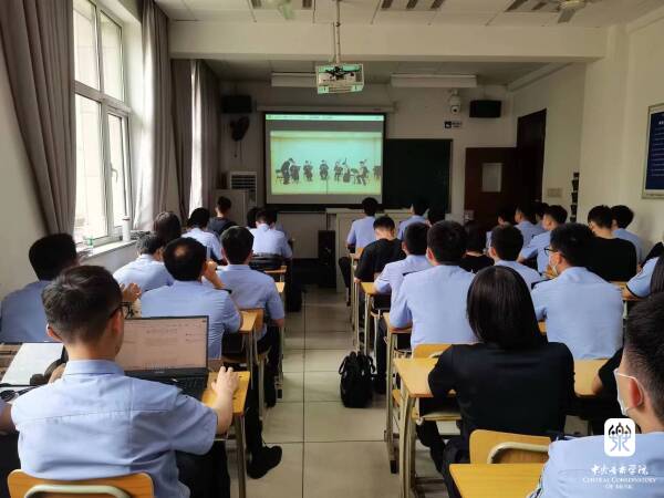 ​“致敬系列——忠心向党”音乐美育讲座音乐会走进中国人民公安大学