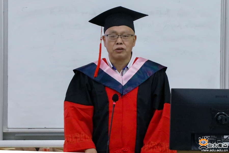 ［新闻］举行2022届毕业典礼暨学位授予仪式