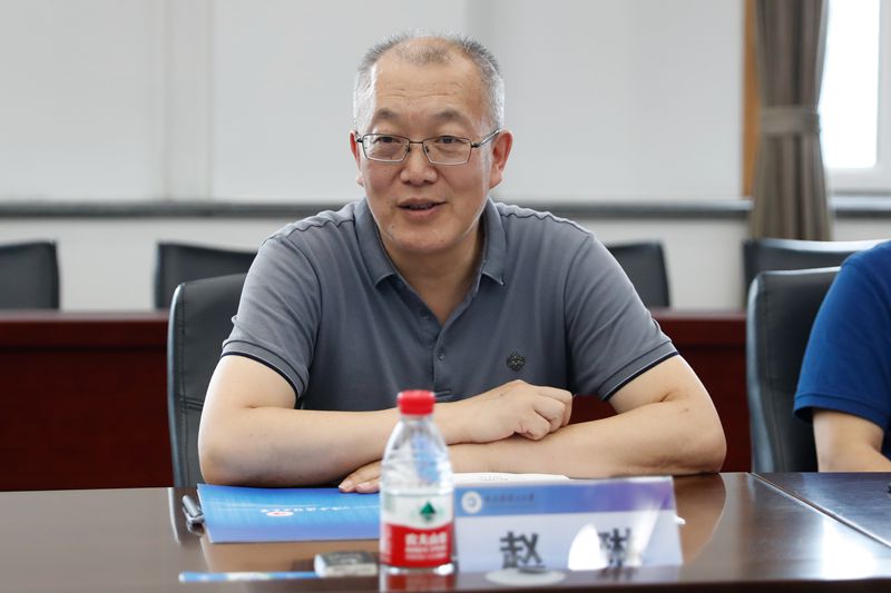 学校召开校友招商暨科技成果转化工作座谈会