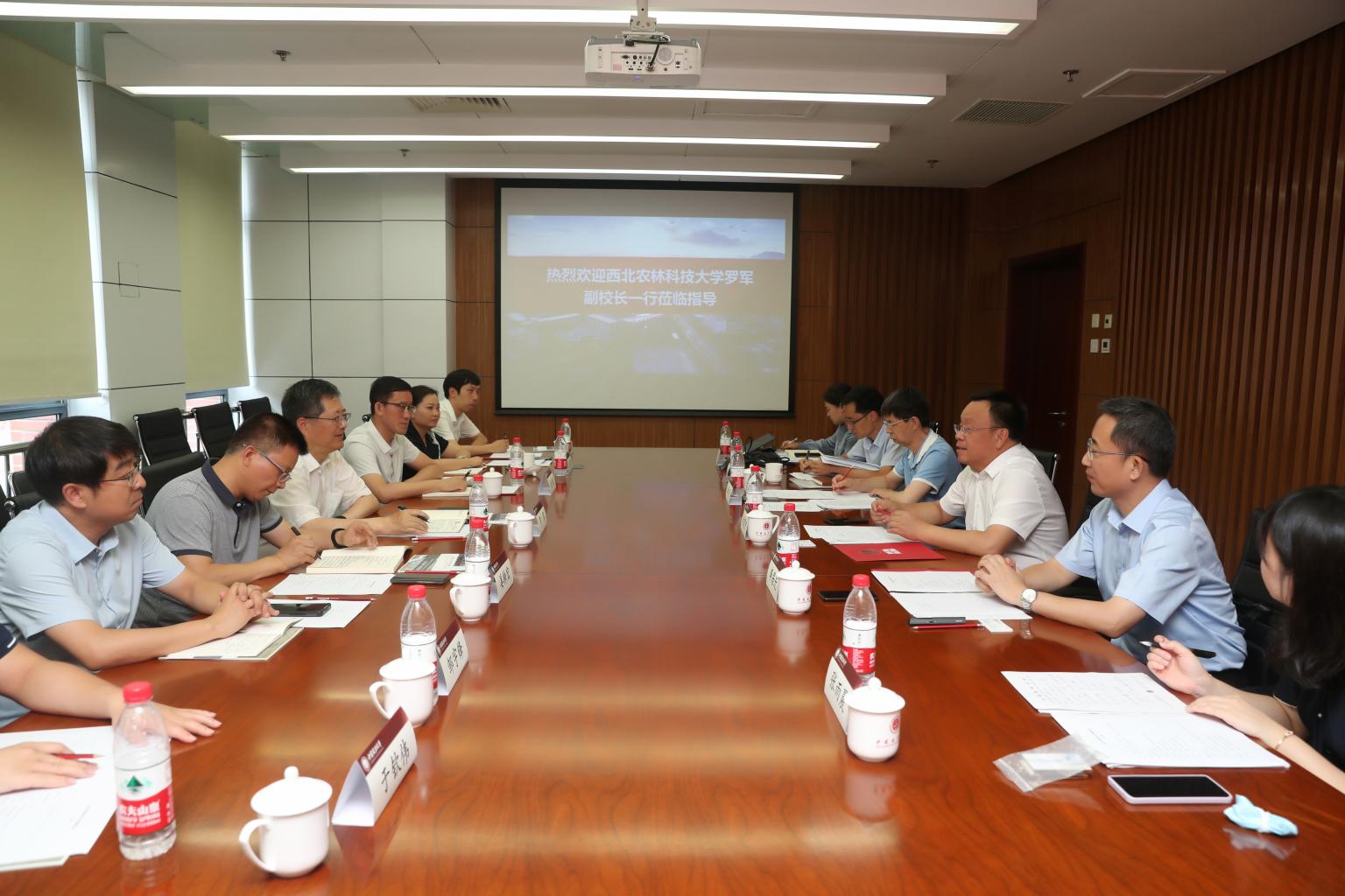 副校长时建中会见西北农林科技大学调研团一行