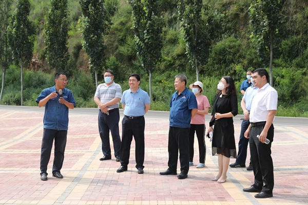 副校长范中启一行赴三友集团、开滦集团开展访企拓岗专项行动