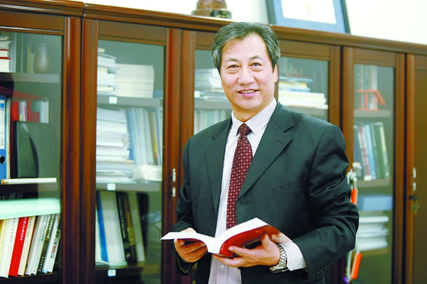 【中国煤炭报】中国矿业大学（北京）副校长王家臣：传道授业，解厚煤层开采之惑
